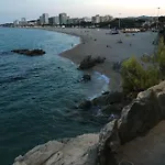 Daire T3 De 65 M2 Terrasse Jardin A 300 M De La Platja d'Aro