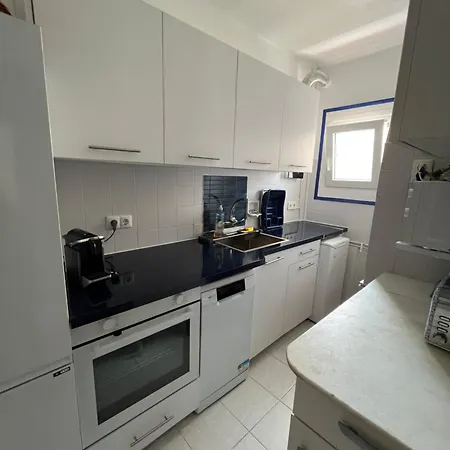 T3 De 65 M2 Terrasse Jardin à 300 M De La Appartement
