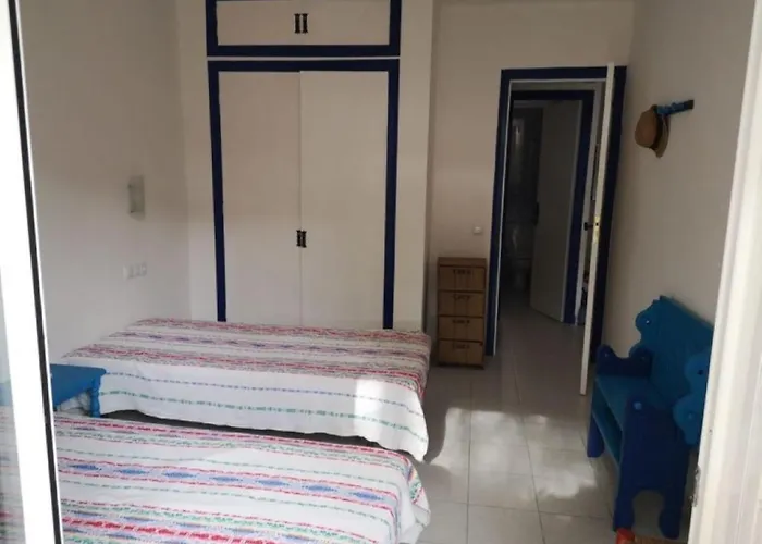 Daire T3 De 65 M2 Terrasse Jardin A 300 M De La